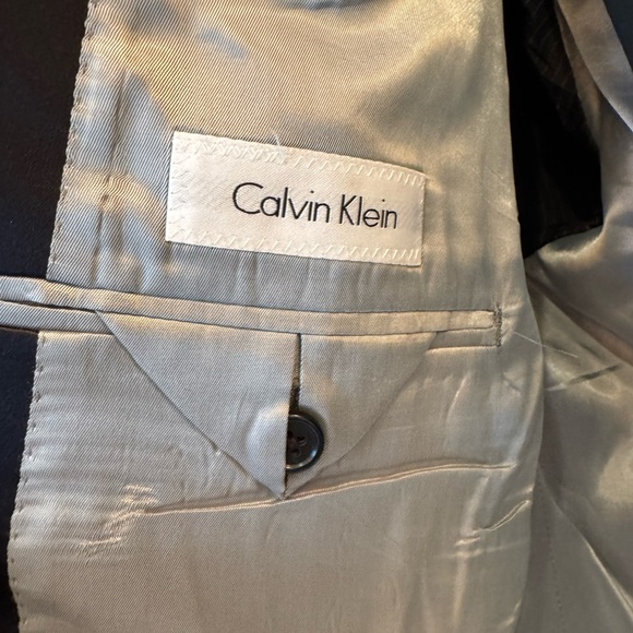 Calvin Klein Tuxedo - Picture 2 of 5